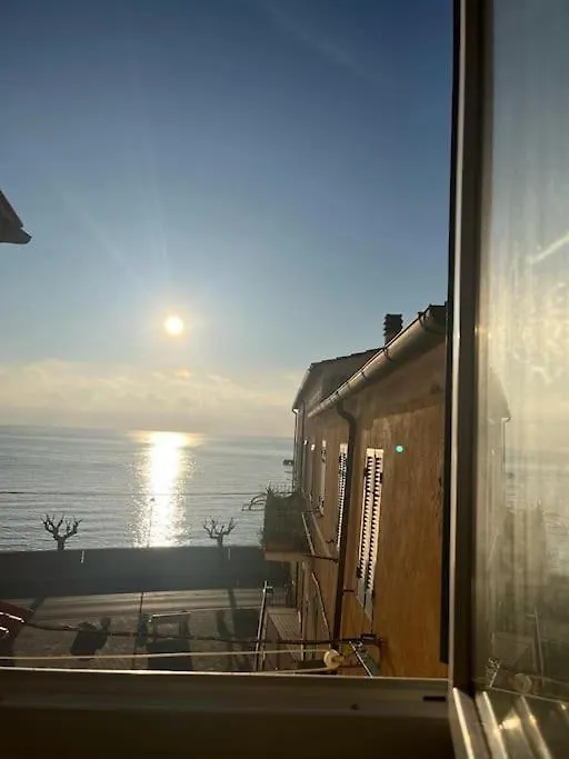 Le Finestre Sul Mare Apartment Rio Marina